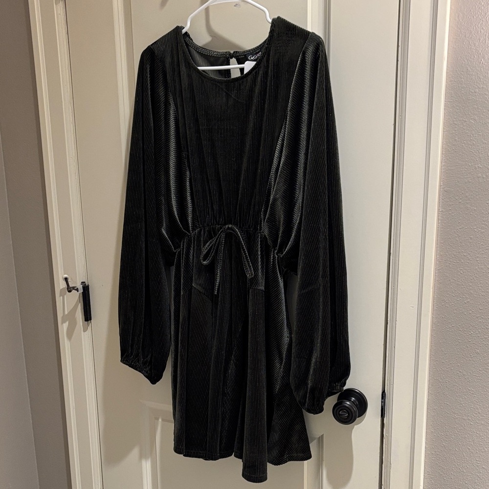NWT GIGIO USA vivienne olive velvet Metallic dress with pockets (M)